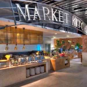 Movenpick & Convention Centre Klia Szálloda